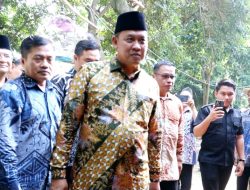 Wali Kota Bekasi Kunjungi Warga Penderita Chikungunya di Bantargebang