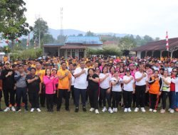 Sambut HUT ke-79 Bhayangkara, Polres Toba Olahraga Bersama Forkopimda