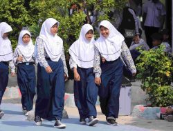 Pekan Depan, Disdik Kabupaten Bekasi Terapkan Jam Masuk Sekolah Pukul 06.30