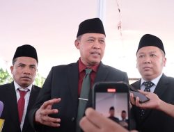 Dorong Profesionalisme dan Sinergi Tingkatkan PAD, Wali Kota Bekasi Lantik Dua Direktur Utama BUMD