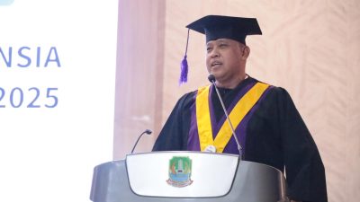 Hadiri Wisuda Sekolah Lansia 2025, Wali Kota Bekasi Apresiasi Semangat dan Produktivitas Para Lansia