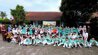 Ciptakan Suasana Harmonis dan Kompak, MPLS SDN Tegalpari Berlangsung Meriah