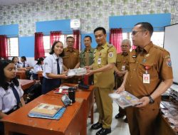 Bupati Humbahas Tinjau Pelaksanaan Makan Bergizi Gratis di SMP Negeri 002 Pasaribu