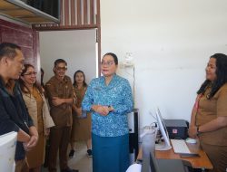 Ketua TP PKK Taput Tinjau Puskesmas Sipahutar, Gelorakan Konsumsi Sayuran Daun Ubi Jalar dan Budidaya Pohon Kelor