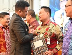 Gubsu Salurkan DBH kepada Kepala Daerah Se-Sumut, Humbahas Rp 15 Miliar