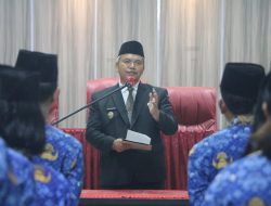 Pemkab Taput Lantik 15 Kepala Sekolah, Dorong Kebersihan, Literasi Berhitung dan Pemanfaatan AI