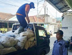 Kepala Desa Majalaya Ajak Warganya Berperan Peringati World Clean Up Day 2025