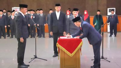 Bupati Ade Lantik Endin Samsudin Sebagai Sekda Definitif Kabupaten Bekasi