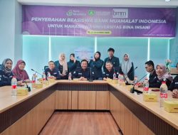 Sinergi Kampus dan Perbankan Syariah, Bina Insani University-Bank Muamalat Salurkan Beasiswa