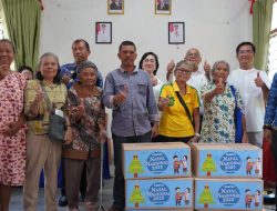 Panitia Natal Nasional Serahkan 530 Paket Sembako Untuk Masyarakat Toba