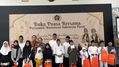 Perkuat Solidaritas dan Kepedulian Sosial, PWI Pusat Buka Puasa Bersama Yatim Piatu