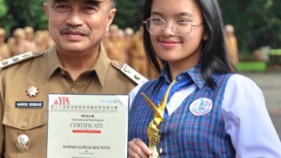 Wakil Wali Kota Bekasi Abdul Harris Bobihoe Apresiasi Prestasi Dua Siswa Tingkat Internasional