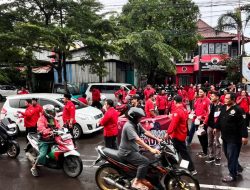 DPC PDI Perjuangan Kabupaten Bekasi Bagikan 3.000 Paket Takjil di Kalimalang, Peringati Nuzulul Qur’an