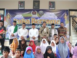 Berkah Ramadan, PWI Bekasi Raya Adakan Bukber dan Santunan Anak Yatim