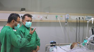 Wakil Wali Kota Bekasi Jenguk Korban Kebakaran SPBE Cimuning