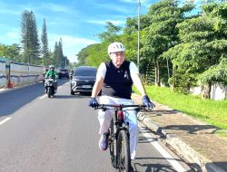 Gunakan Sepeda ke Kantor, Walikota Bekasi Pantau WFH dan Dorong Efisiensi Energi