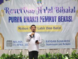 Abdul Harris Bobihoe Akrab dan Benyanyi Bersama Pensiunan ASN Pemkot Bekasi