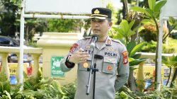 Wakapolres Jakbar Beri Arahan di Dua Polsek, Tekankan Disiplin dan Pelayanan Humanis