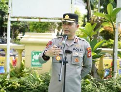 Wakapolres Jakbar Beri Arahan di Dua Polsek, Tekankan Disiplin dan Pelayanan Humanis