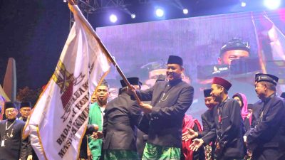 Ribuan Warga Padati Lebaran Bekasi II, Tri Adhianto Dilantik Pimpin BKMKB