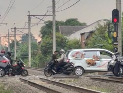 Wali Kota Bekasi Tindaklanjuti Petugas Penjaga Perlintasan Ampera – Bulakapal, Wajib Petugas Resmi