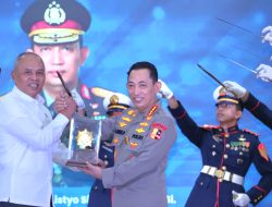 Kapolri Terima Adhi Bhakti Senapati, Jadi Motivasi Perkuat Sinergi Keamanan Siber