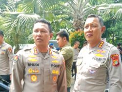 Polda Metro Jaya Bagikan Beras ke 500 Ojol dan PKL, Program Rutin Setiap Jumat