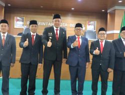 Tri Adhianto Resmi Lantik Sudarsono Jadi Ketua Baznas Kota Bekasi