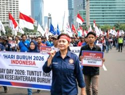 May Day 2026 Terbelah: Ada Rayakan Bersama Presiden di Monas, Ada Demo Sampaikan Tuntutan di Depan DPR