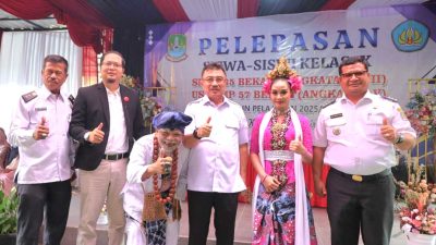 Ini Pesan Plh Wali Kota Bekasi Abdul Harris Bobihoe kepada Lulusan SMPN 35