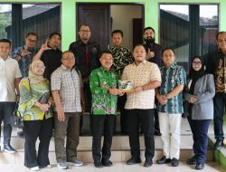 Terima Kunjungan DPRD Kota Banjarbaru, Plh Wali Kota Bekasi Bahas Peningkatan PAD