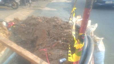 Mutu Proyek Perpipaan Perumda TP Bekasi Dipertanyakan Warga, Digali Lalu Diuruk Kembali Tanpa Penjelasan