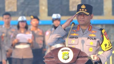 Kapolda Metro Jaya Pimpin Upacara Tradisi Penyerahan Tanda Kehormatan Nugraha Sakanti