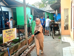 Sambut HUT RI ke-81, RW 26 Harapan Jaya Bekasi Utara Gelar Gotong Royong Bersihkan Lingkungan