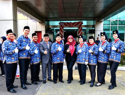 Puncak Peringatan HUT RI ke-81, RSUD CAM Kota Bekasi Gelar Upacara Khidmat dan Apresiasi Purnabakti