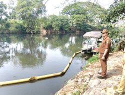 DLH Kota Bekasi Tindak Lanjuti Indikasi Pencemaran Kali Cileungsi Berdasarkan Hasil Pemantauan dan Uji Laboratorium