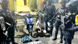 Brimob Polda Metro Jaya Amankan Pemuda Bawa 530 Butir Obat Keras di Tanah Abang