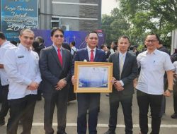 Pemkab Bekasi Raih Penghargaan atas Peran Aktif Harmonisasi Produk Hukum Daerah