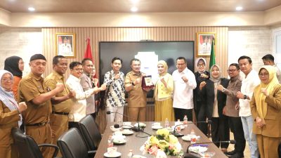 Terima Kunjungan DPRD Kota Depok, Wakil Wali Kota Bekasi Abdul Harris Bobihoe Bahas Peningkatan PAD