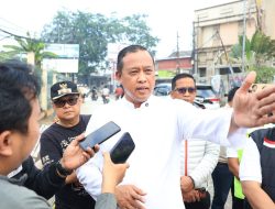 Abu Vulkanik Anak Gunung Krakatau Sampai Ke Bekasi, Tri Adhianto Minta Warga Tetap Tenang dan Waspada