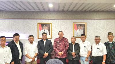 Dukung Natal Lintas Profesi Bekasi Raya 2026, Tri Adhianto Siap Jadi Penasihat dan Sediakan Gedung Milik Pemkot
