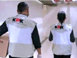 KPK Geledah Rumah Pejabat Tinggi Kementerian ATR/BPN di Bekasi, Barang Bukti dan Dokumen Dibawa