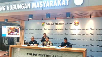 Beraksi di Sepanjang Jalur MRT, Komplotan Fake BTS Diringkus