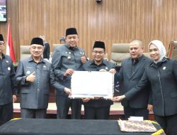 Paripurna DPRD Kota Bekasi Bahas Perubahan Program dan Persetujuan Raperda Menjadi Perda