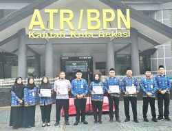 BPN Kota Bekasi Beri Penghargaan kepada Pegawai Teladan di Hari Sumpah Pemuda