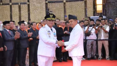 dr. Asep Surya Atmaja Resmi Dilantik Jadi Bupati Bekasi, Prioritaskan Kesehatan Gratis dan Infrastruktur